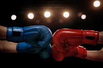 How should agencies respond to 'bullying' clients over payment terms?