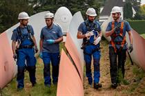 Turbine service company trains refugees