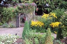 Image: Brobury House Gardens