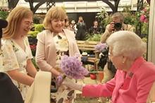 Mollie and Val Christman with the Queen at Chelsea in May 2022