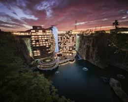 New quarry hotel opens