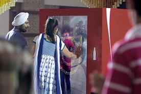 Coke connects India and Pakistan through vending machines