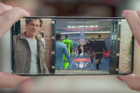 Kevin Bacon demonstrates AR to launch EE's 5G service
