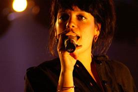 Lily Allen: (picture credit: Benoît Derrier)