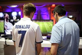 Fifa 18 pits Premier League footballers against YouTube gamers