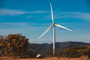 WindEconomics: Installed costs for onshore wind continue to fall despite  rising turbine prices