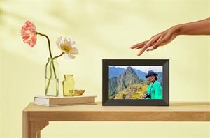 Aura Frames launches Do It for the Gram contest for senior influencers