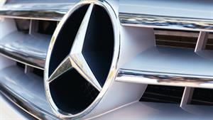 Mercedes-Benz consolidates PR, marketing with Omnicom