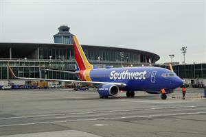 Breakfast Briefing: Southwest Airlines apologizes for spate of cancellations