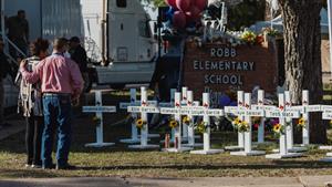 Twenty-one people died in Tuesday's mass shooting in Texas. (Photo credit: Getty Images). 