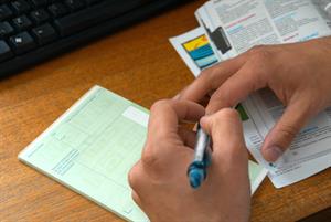 Long-term prescribing of addictive medication 'widespread' in England