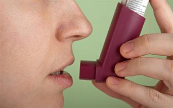 Quadrupling steroid dose reduces risk of asthma exacerbations