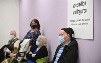 COVID-19 vaccination extended to over 70s and clinically vulnerable
