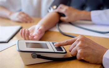Thiazides better than ACE inhibitors as first-line antihypertensives, large-scale analysis suggests