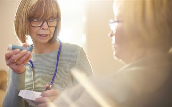 First NICE asthma guideline recommends oral treatment before LABA