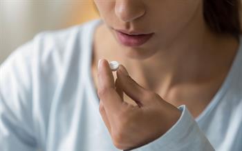 Stop withdrawal of bipolar disorder treatment, health secretary urged