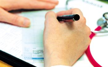 Delayed antibiotic prescribing for URTIs increases hospital admission risk, study shows