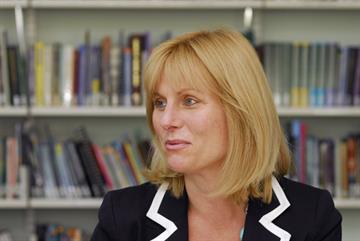 GPs should offer HIV tests to all new patients in high prevalence areas, NICE says