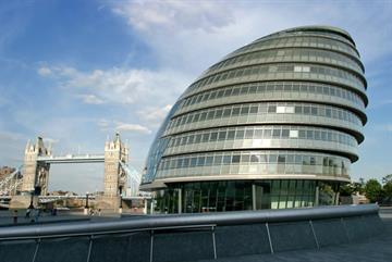 London mayor urges government to reverse public health cuts
