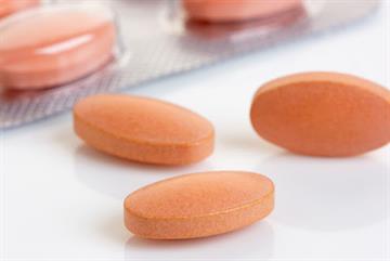 Statins cut coronary heart disease deaths by 28% in men with high cholesterol