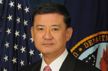 Shinseki's resignation from the VA draws little sympathy on Twitter