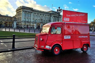 Just Eat has been touring the UK with free pizza
