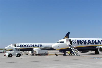 Ryanair finally publishes list of 400,000 cancelled flights and admits to 'mess-up'