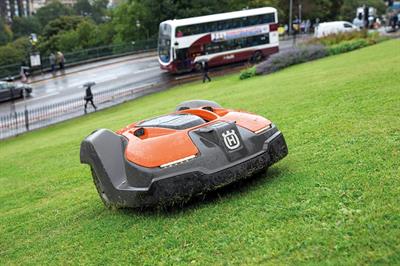 Mowers special report - Rise of the robots