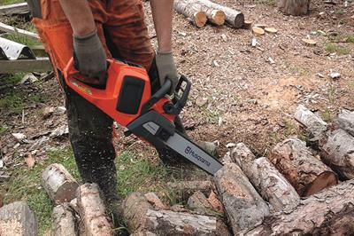 Battery power: often cheaper to purchase and easier to start and operate - image: Husqvarna