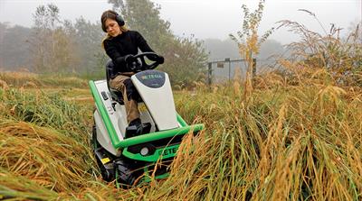 Hydro 80 MKHPF offers comfort and power for mowing across any terrain - credit: Etesia