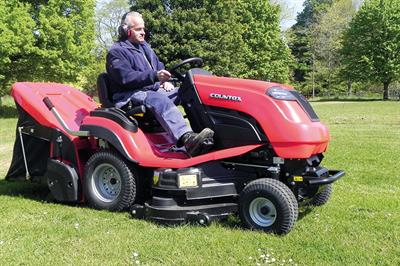 Countax C60 ride-on mower - image: HW