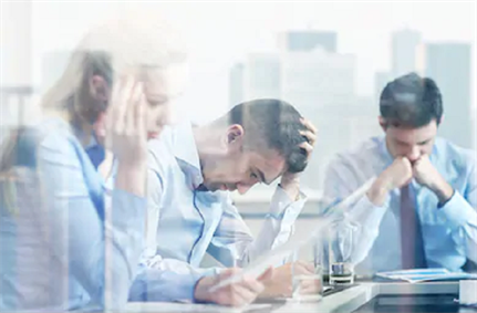Security faults blot CEO report cards, says study