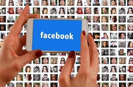 Facebook hauled up for using pictures to track users