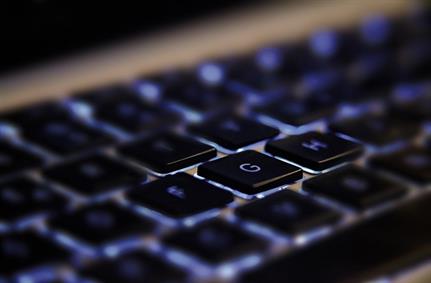 LinkedIn copied evey keystroke & Reddit snoops too - new feature in iOS14 reveals