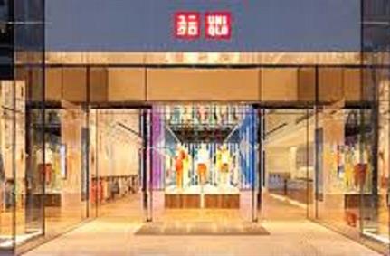 460,000 Uniqlo Japan customers hacked including credit card details