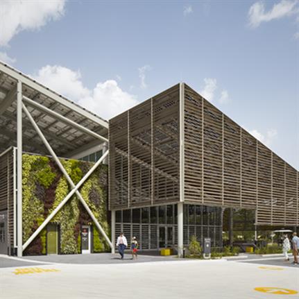 2021 WAN Awards entry: McDonald's Global Flagship at Walt Disney World Resort - Ross Barney Architects