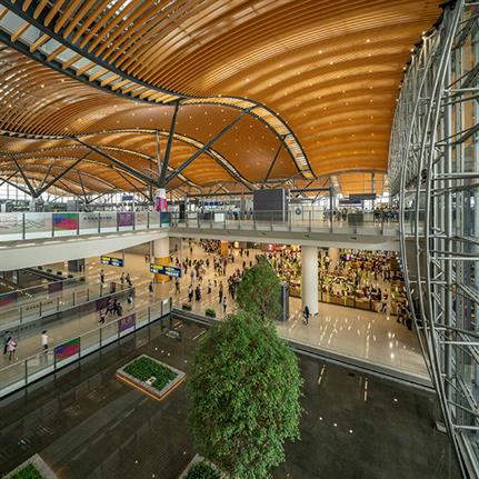 2019 WAN Awards: Hong Kong-Zhuhai-Macao Bridge Hong Kong Port Passenger Clearance Building - Rogers Stirk Harbour + Partners and Aedas