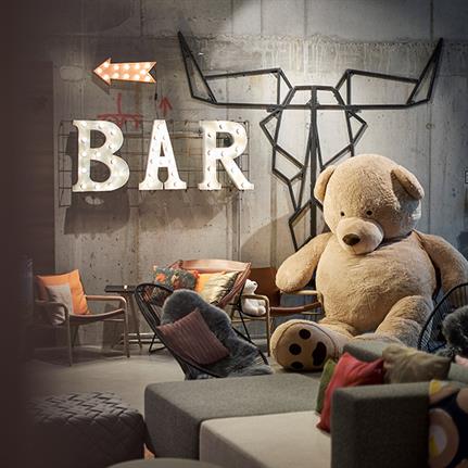 2019 WIN Awards: Moxy Frankfurt City Center - JOI-Design Innenarchitekten A D joehnk + partner mbB
