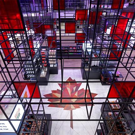 2021 WIN Awards entry: CN Tower Gift Shop - II BY IV DESIGN