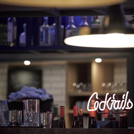Dual-brand design complements Frankfurt hotels