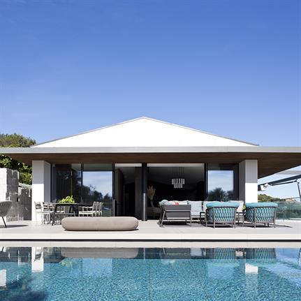 2019 WAN Awards: Villa Emma - Mario Mazzer Architects