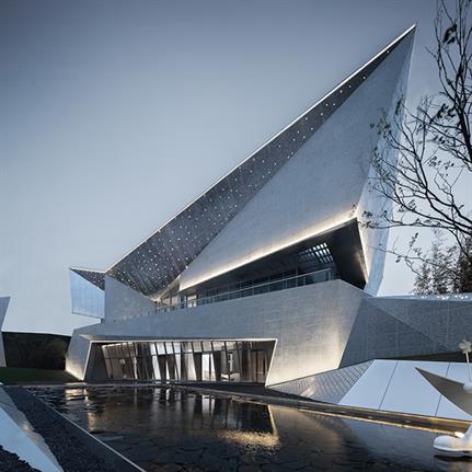 2020 WAN Awards entry: Wuhan Gemdale • Gelin Exhibition Center - Shanghai PTArchitects