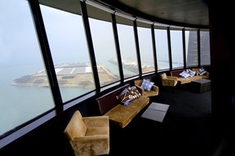 W Chicago - Lakeshore's Altitude space will get a makeover