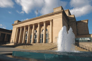 Sheffield City Hall won the White Rose Award for Business Tourism 2009.