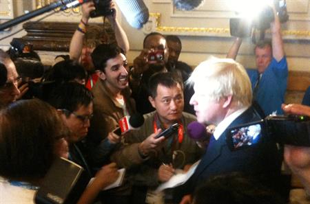 Week in Pictures: Boris Johnson at London Media Centre; M83 at Somerset House