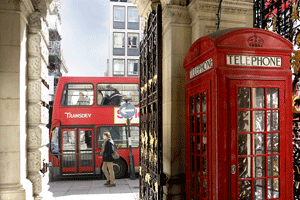 London hit by riots