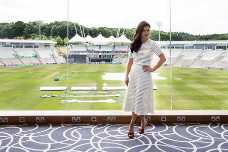 Catherine Zeta-Jones launches new Ageas Bowl Hilton