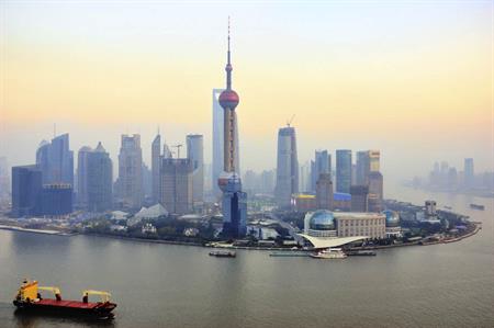 The UK government is looking at expanding a VIP mobile visa service in Shanghai