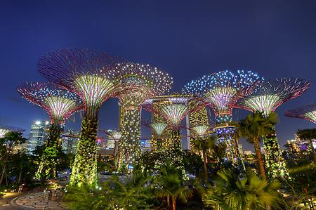 Hotels, cuisine and cocktails in Singapore
