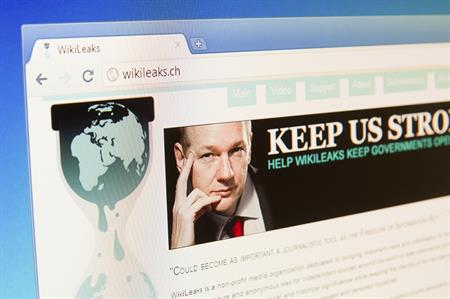 WikiLeaks founder Assange appears at Glasgow conference